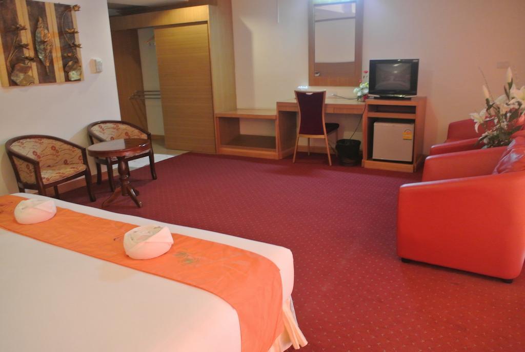 Chaikana Thani Hotel Phatthalung Ngoại thất bức ảnh