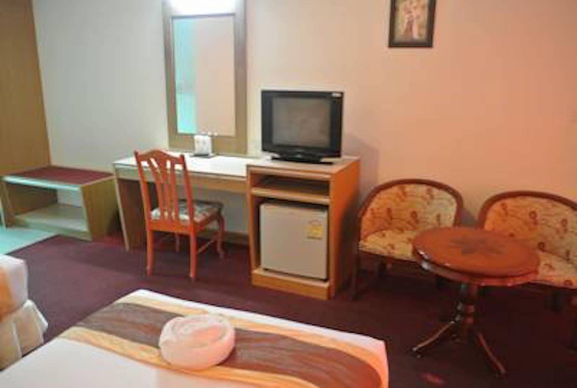 Chaikana Thani Hotel Phatthalung Ngoại thất bức ảnh