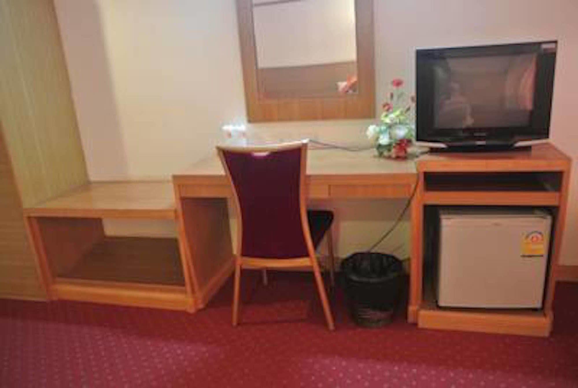 Chaikana Thani Hotel Phatthalung Ngoại thất bức ảnh