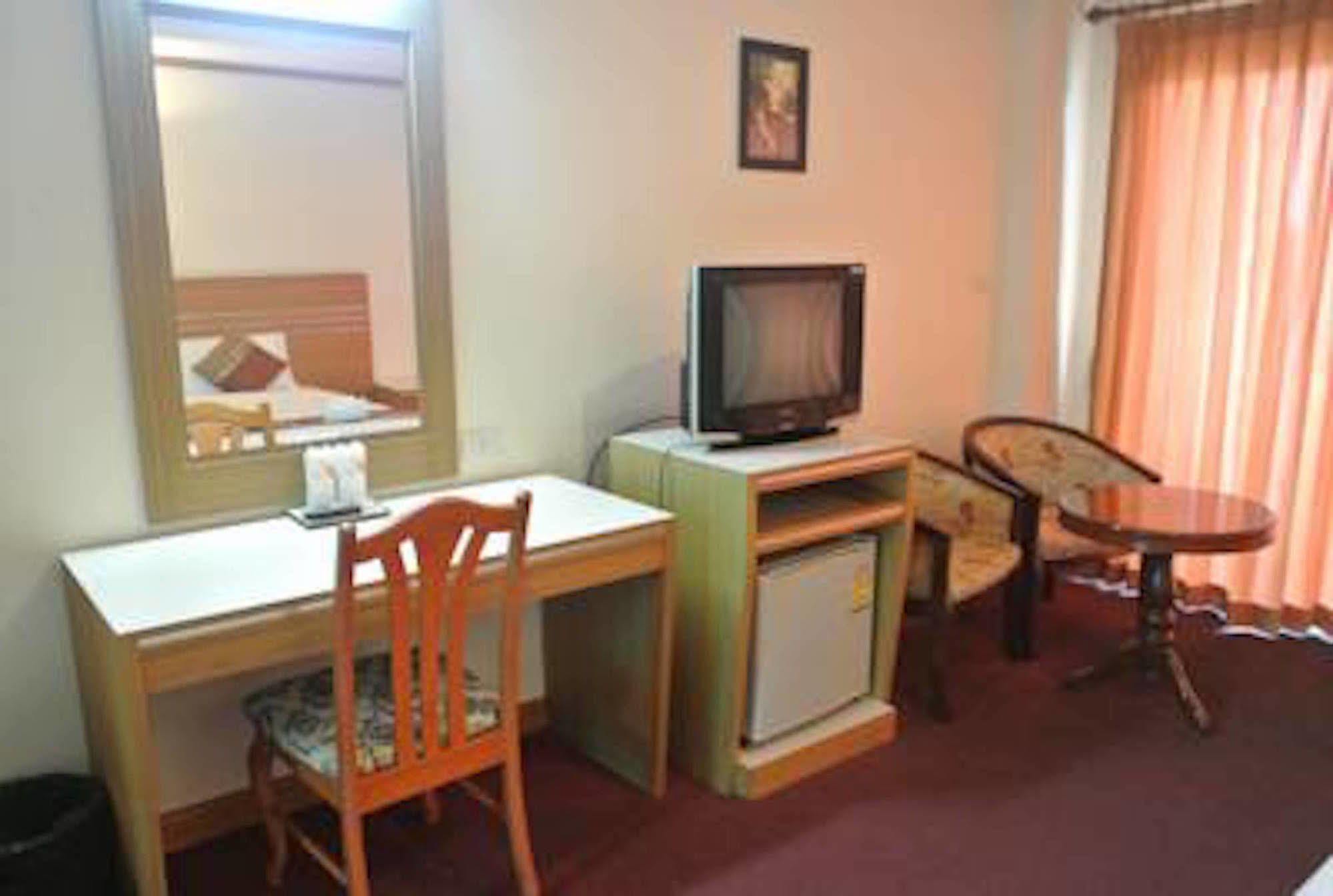 Chaikana Thani Hotel Phatthalung Ngoại thất bức ảnh